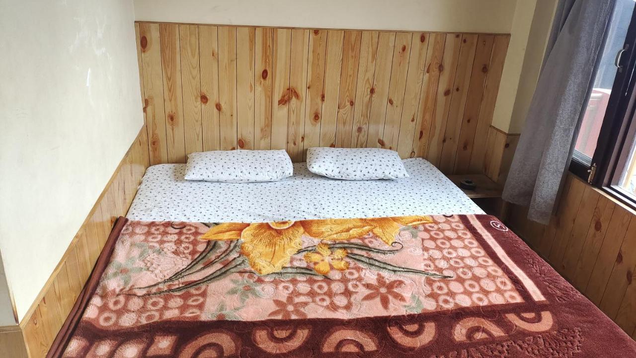 Trinity Homestay Kasol Exterior foto